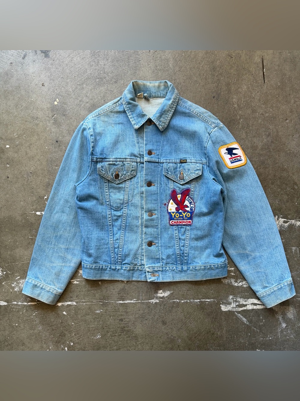 1970s Wrangler denim “Range” Jacket Original Patches Honeycomb Arm Fade sz 42